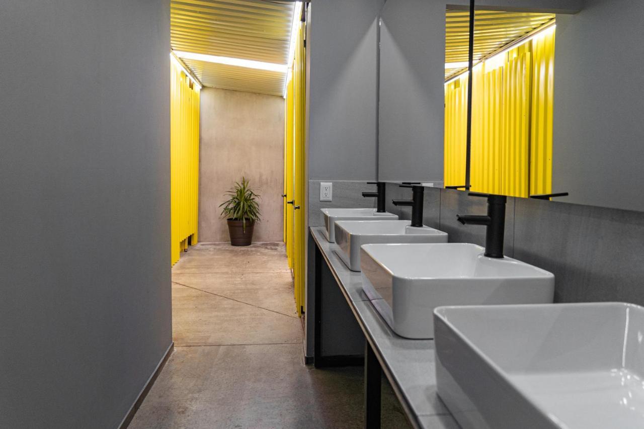 Check Inn Hostal Aeropuerto Gdl Las Pintas Luaran gambar