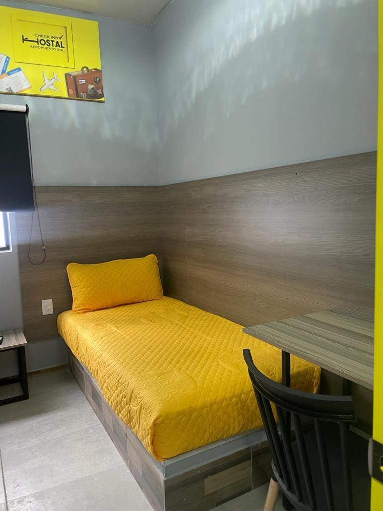 Check Inn Hostal Aeropuerto Gdl Las Pintas Luaran gambar
