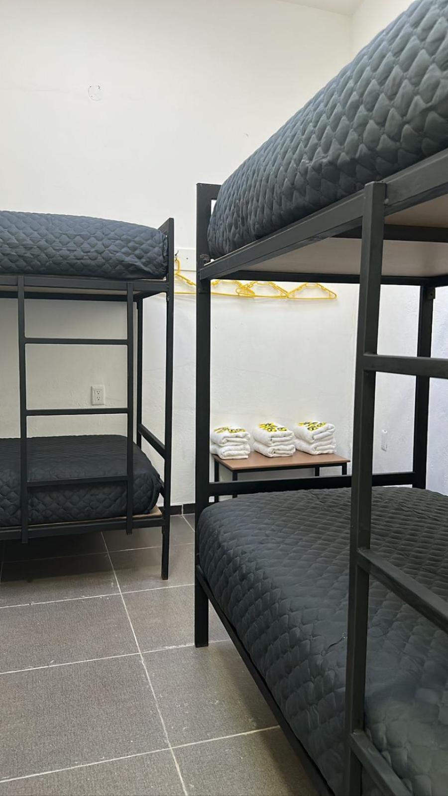 Check Inn Hostal Aeropuerto Gdl Las Pintas Luaran gambar